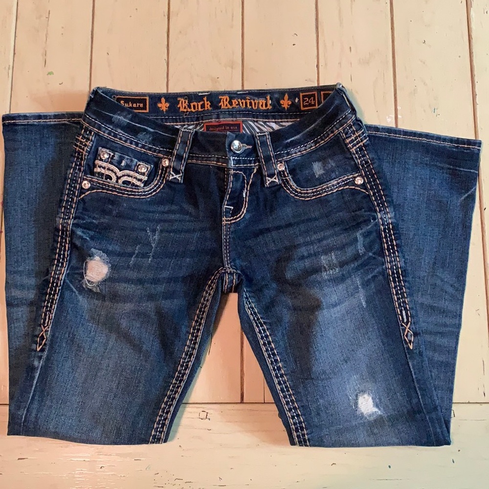 Rock Revival Capri distressed jeans